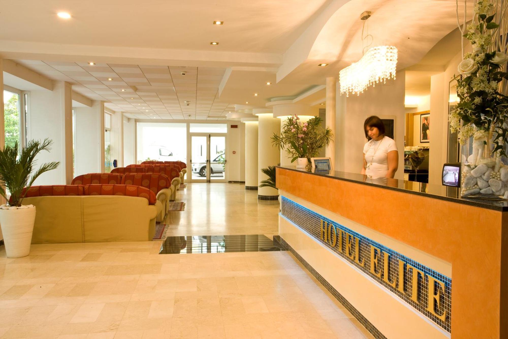 Hotel Elite Cattolica Esterno foto